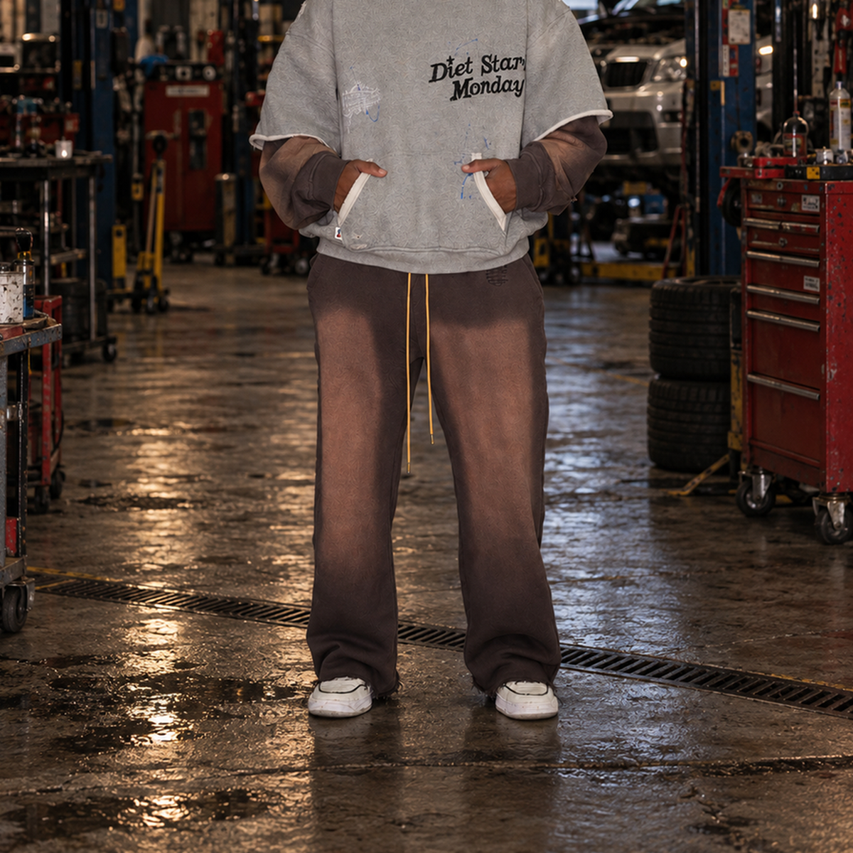 Diet Starts Monday Repair Sweatpants – Mr.Something campaign