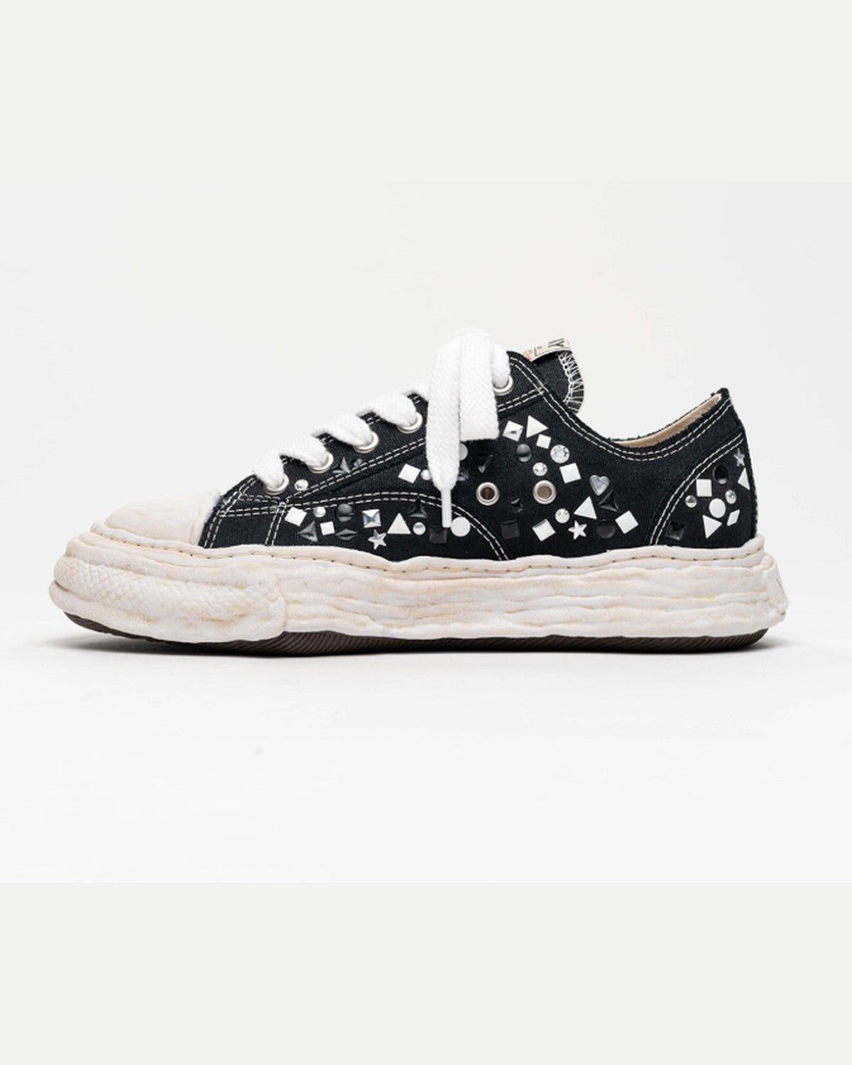 Maison Mihara Yasuhiro Peterson23 Sneakers in Black