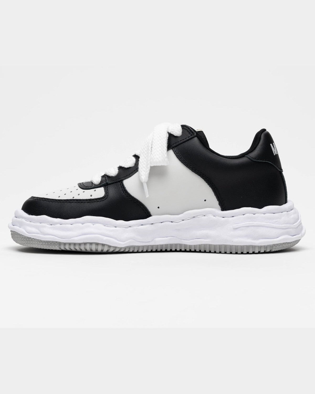 Maison Mihara Yasuhiro Wayne Leather Sneakers in White and Black