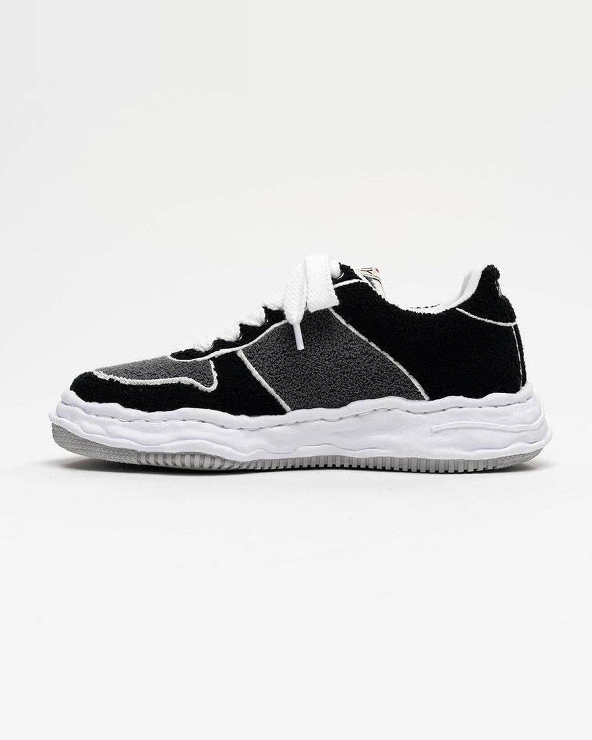 Maison Mihara Yasuhiro Wayne Chenille Sneakers in Black
