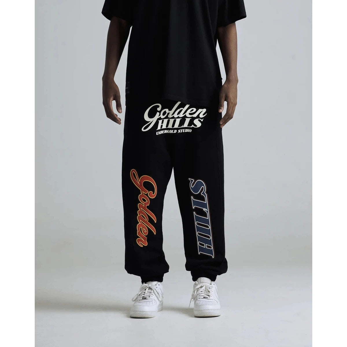 Golden Hills III Sweatpants Black