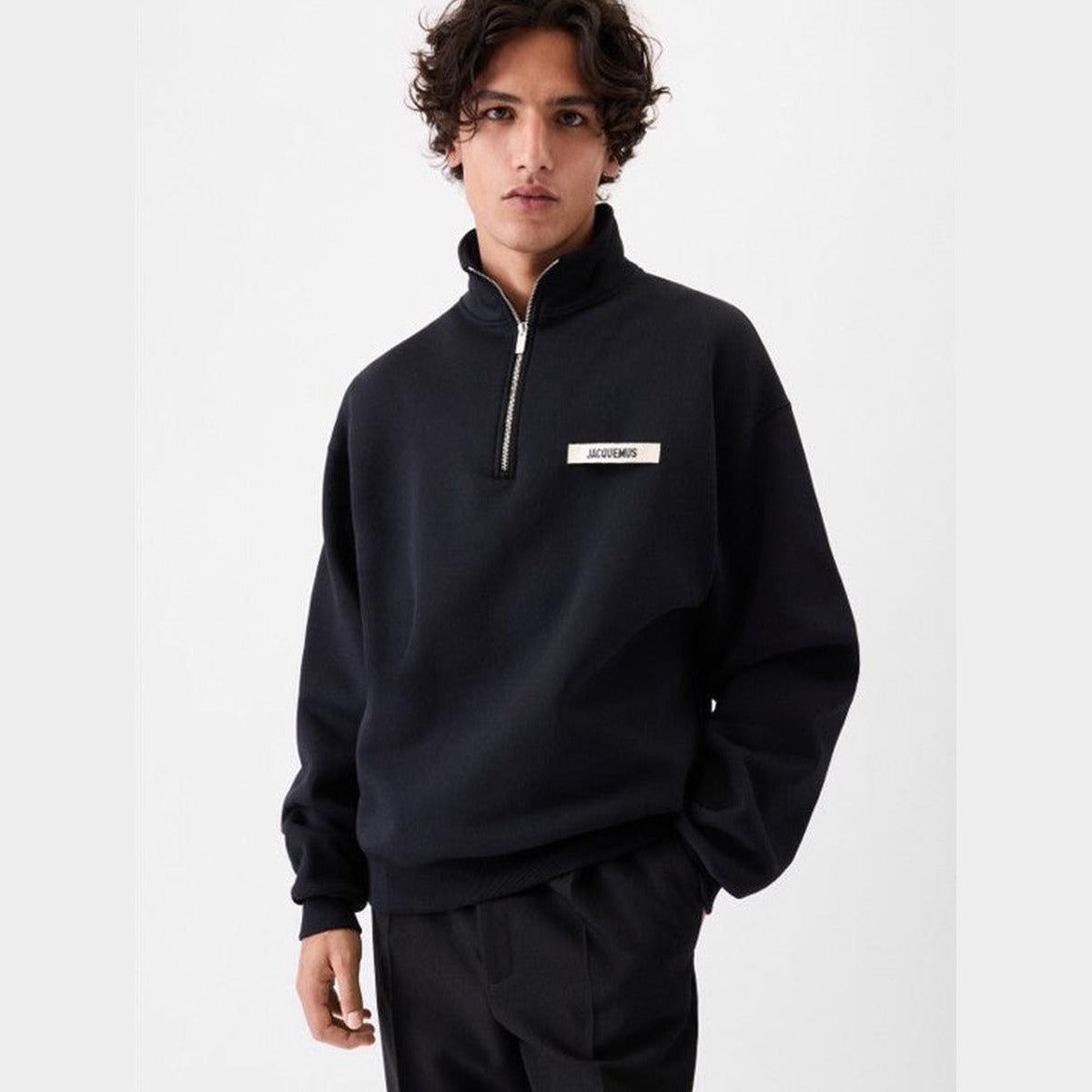 Jacquemus Gros-Grain Zip Roll-Neck Sweatshirt in Black