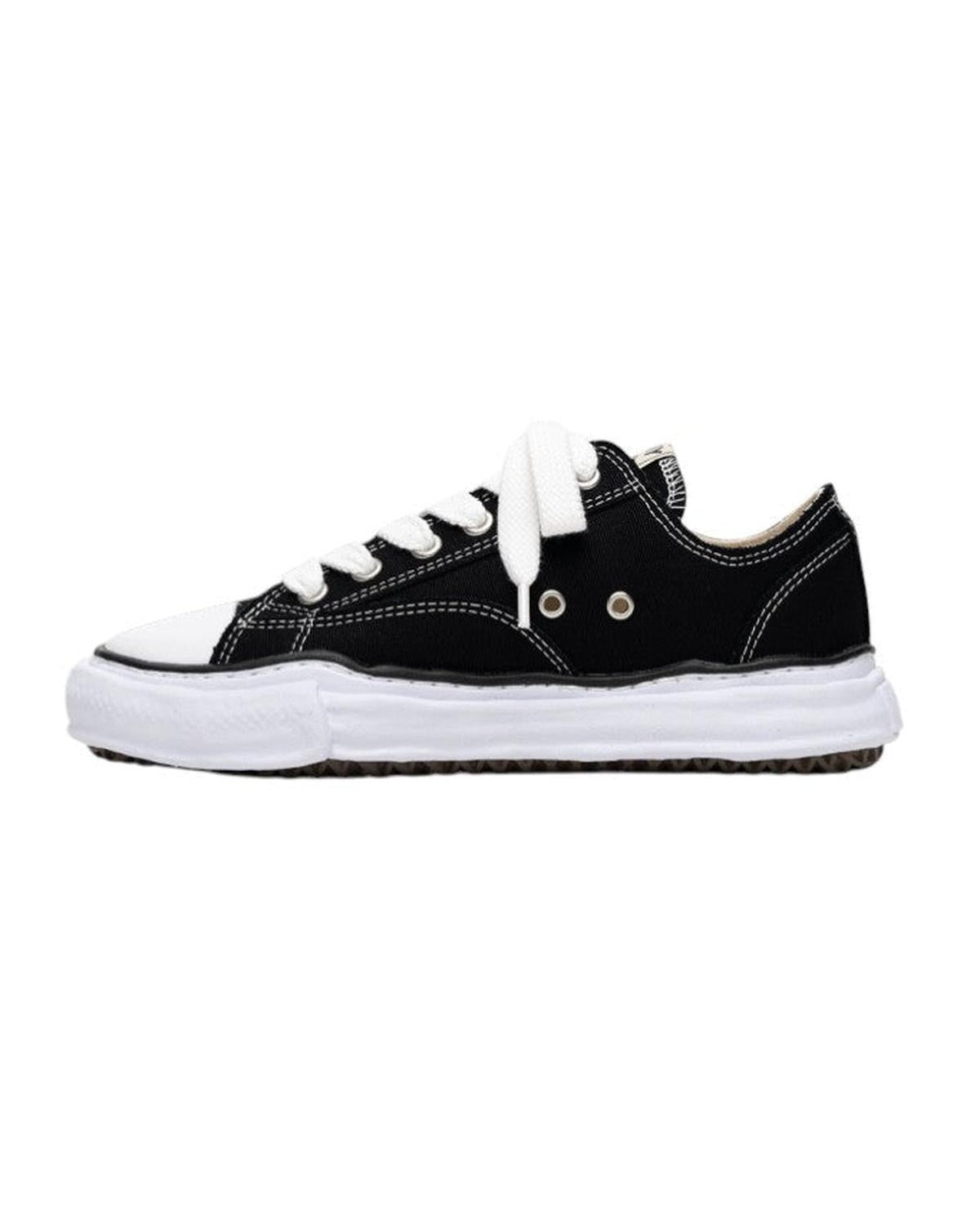 Maison Mihara Yasuhiro Peterson Sneakers in Black