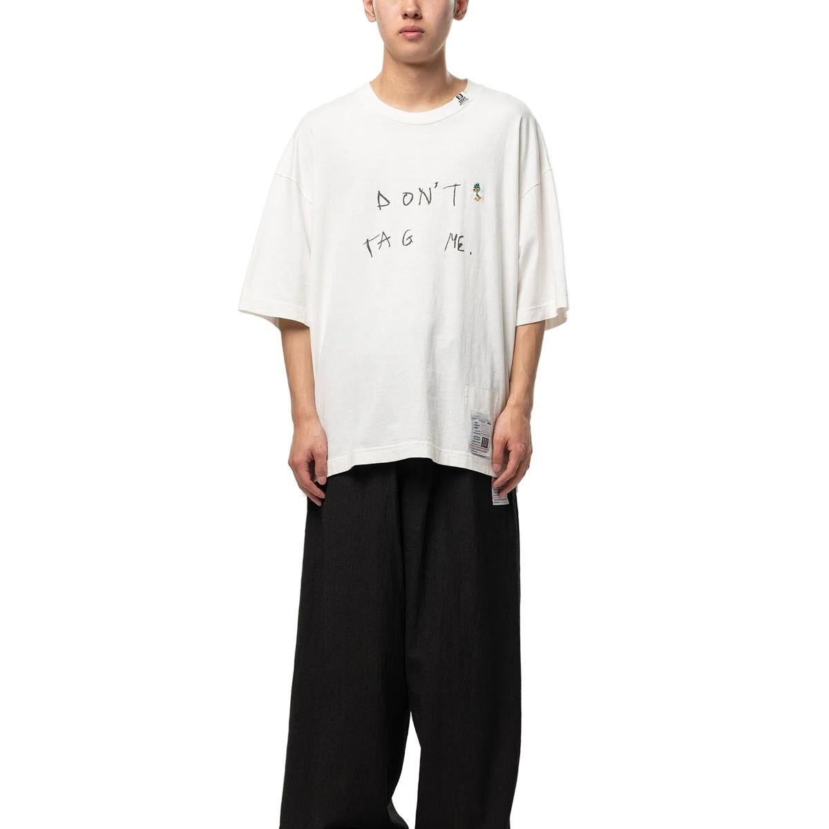 Maison Mihara Don't Tag Me. Printed T-shirt