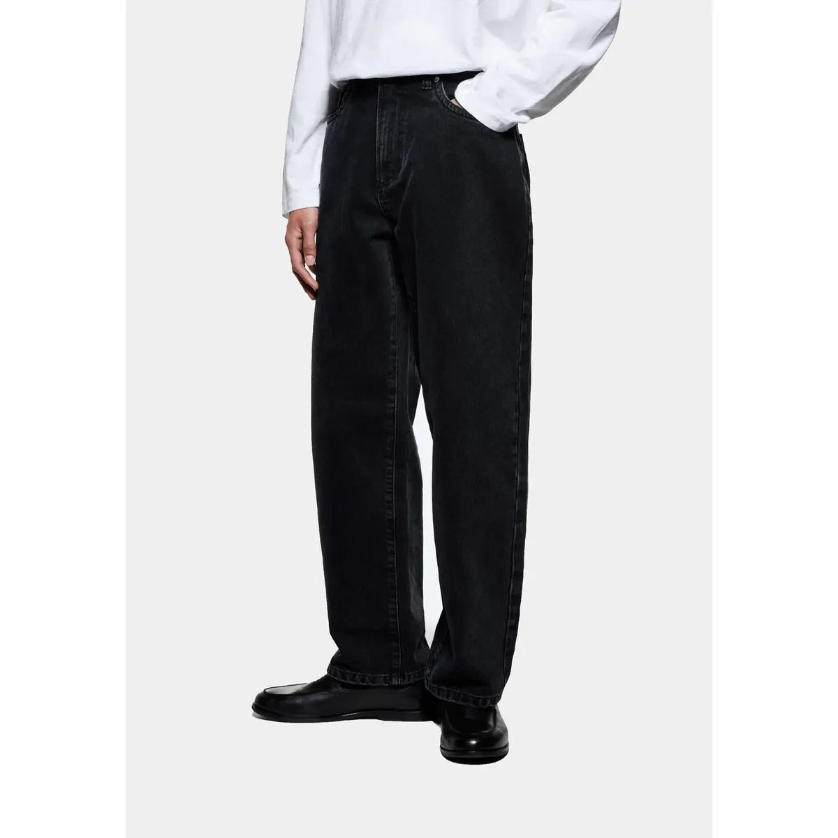 MKI Classic Jeans in Black Wash
