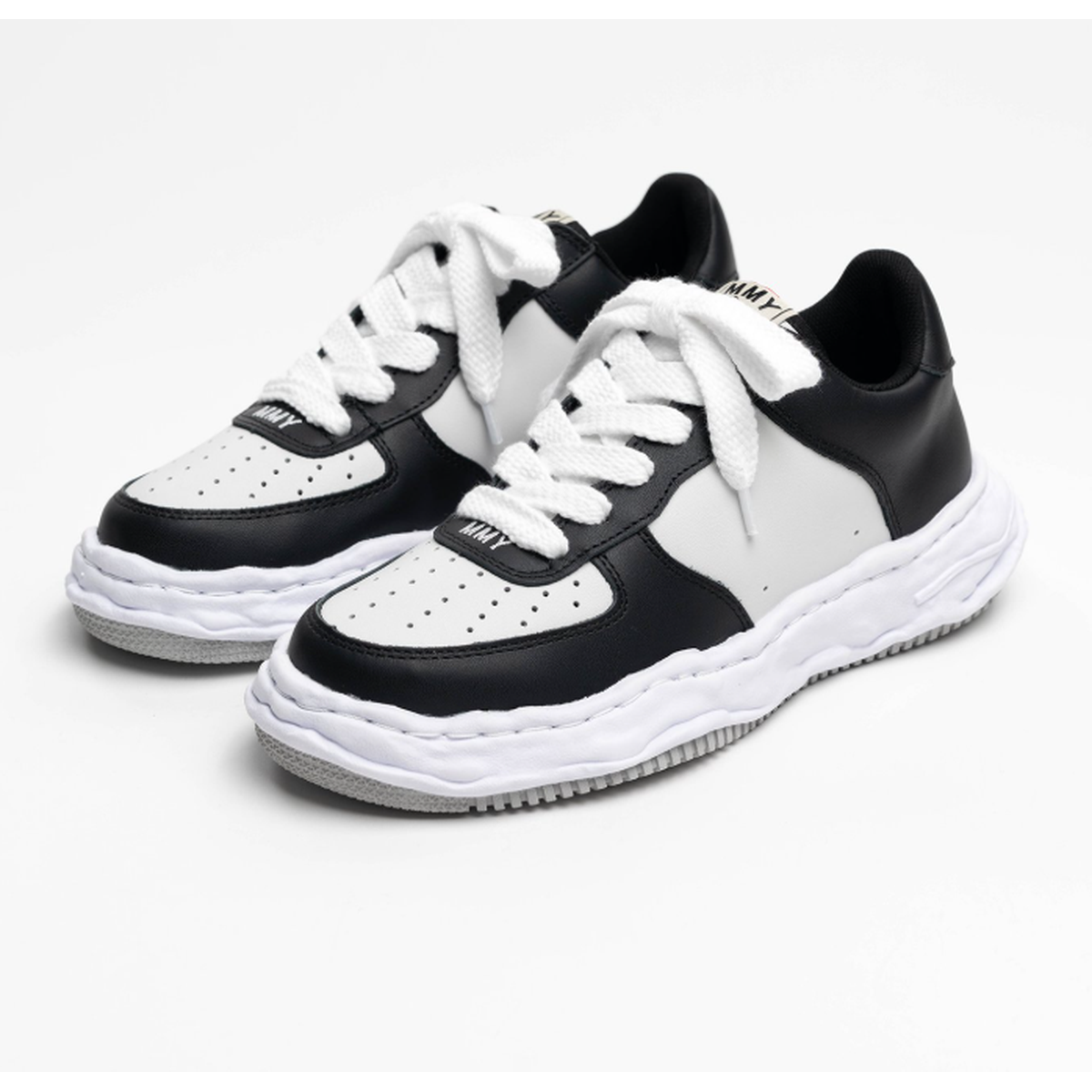Maison Mihara Yasuhiro "WAYNE" White/Black Leather Sneaker