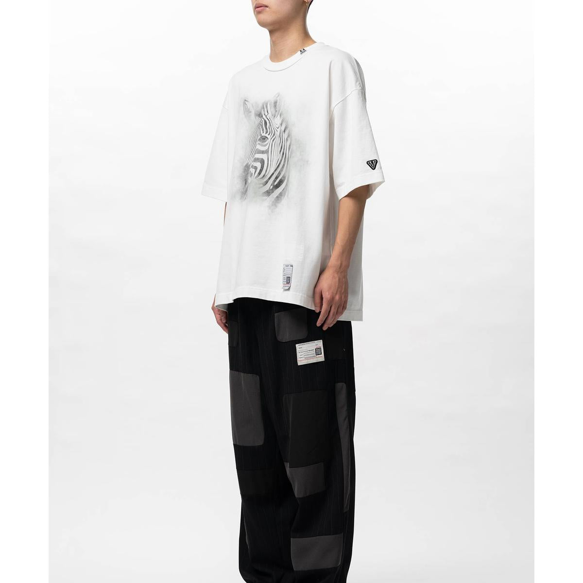 Maison Mihara Horse Printed White T-shirt