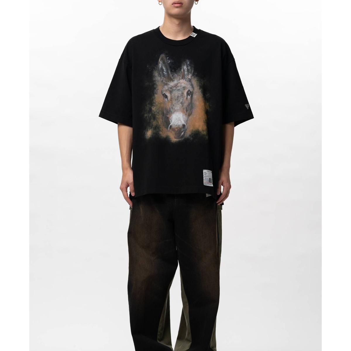 Maison Mihara Horse Printed Black T-shirt