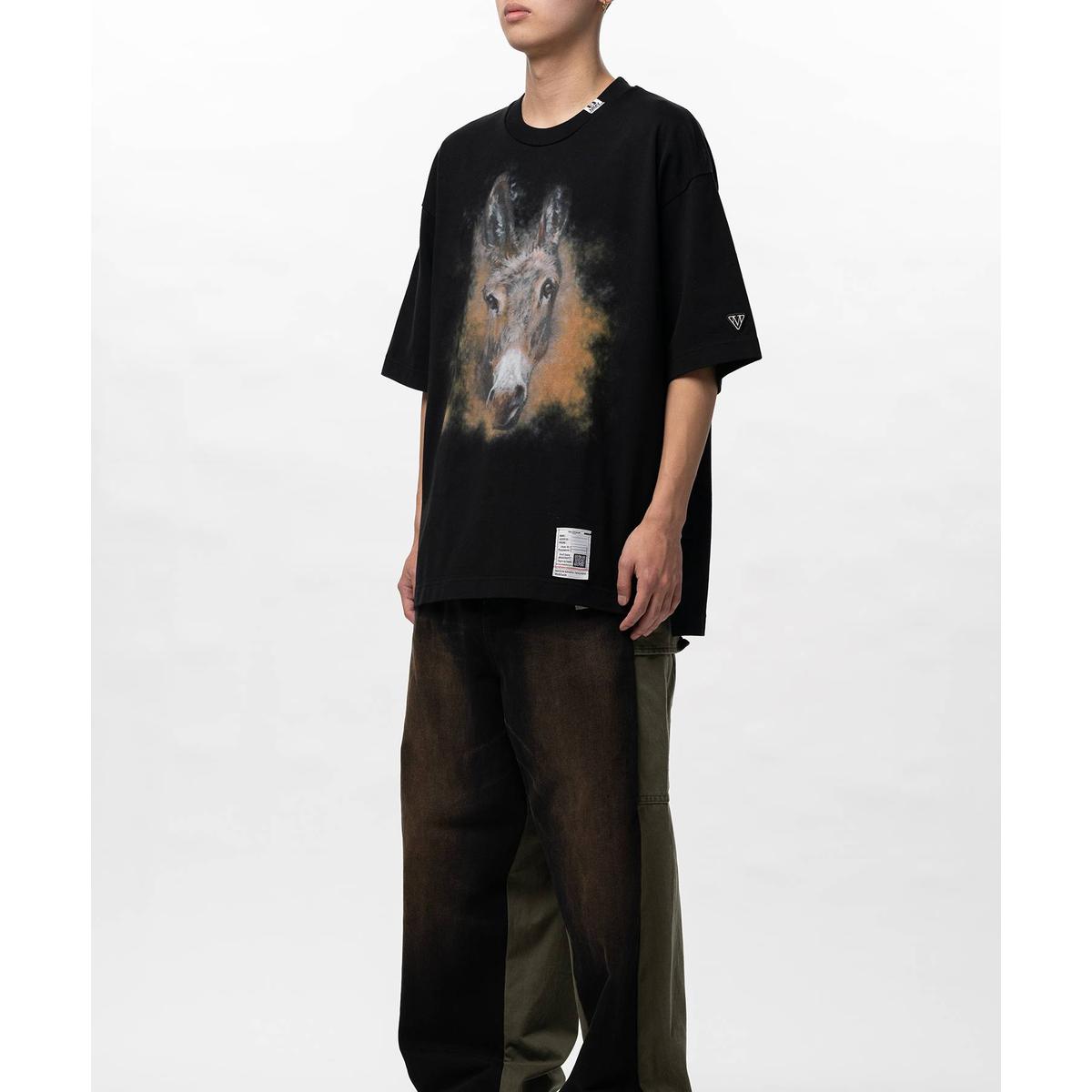 Maison Mihara Horse Printed Black T-shirt